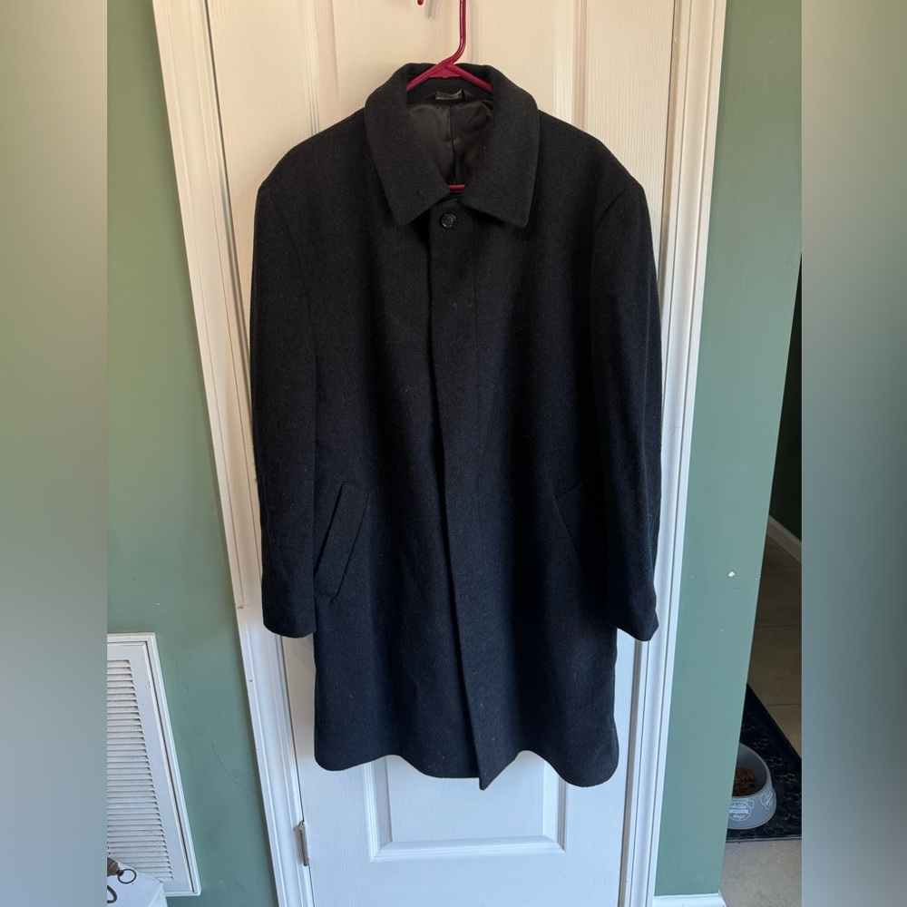 Jos.A.Bank Coat Sz‎ 44R  Black 100% Wool  Jacket Covered Buttons  Business Long